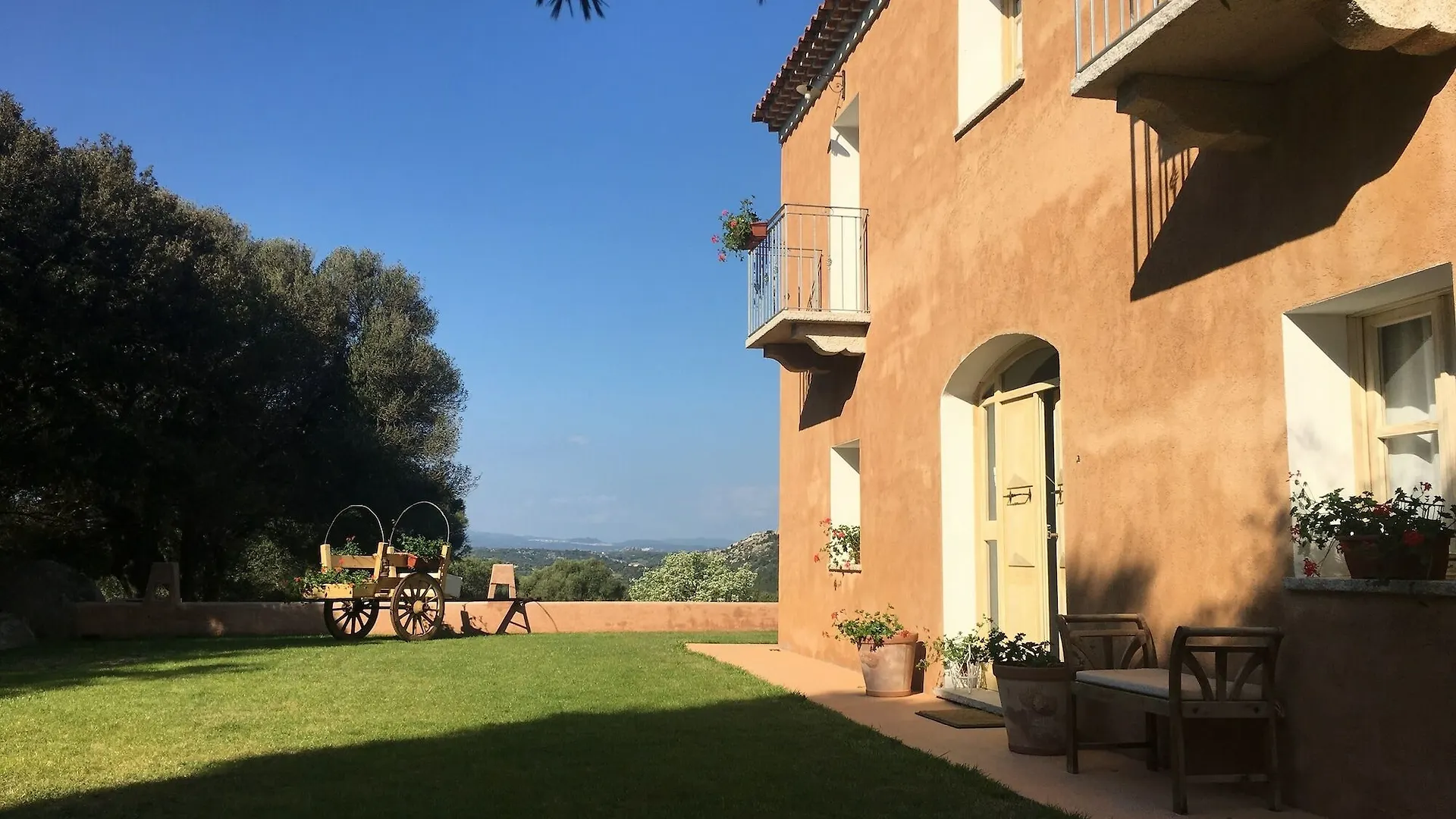 Monti Di Jogliu Villa Arzachena Vakantieboerderij